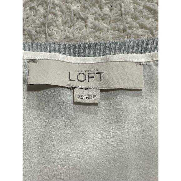 LOFT Women's XS Striped V-Neck Long Sleeve Top Chiffon Back Gray 70146 354980 - Picture 8 of 8